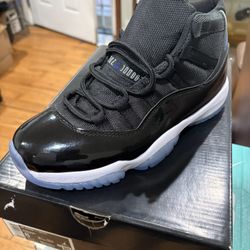 Jordan Retro  “ Space Jam 11s” Men’s Size 8