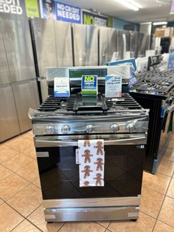 NEW Samsung 5 Burner Gas Stove with Air Fry