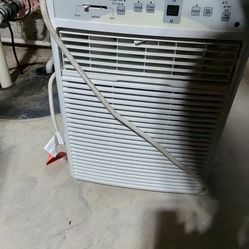 Frigidaire Casement Window AC 