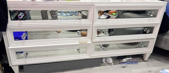 Used!  Z GALLERIE MIRRORED DRESSER