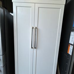 42" KitchenAid Built-In Side by Side CUSTOM PANEL READY Refrigerator with Automatic Ice Maker & 4 Adjustable Glass Shelves | 2 YR WRRNTY