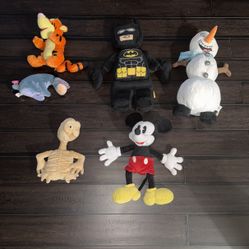 Plush Toys 🧸 Batman, Mickey Mouse, Olaf, ET