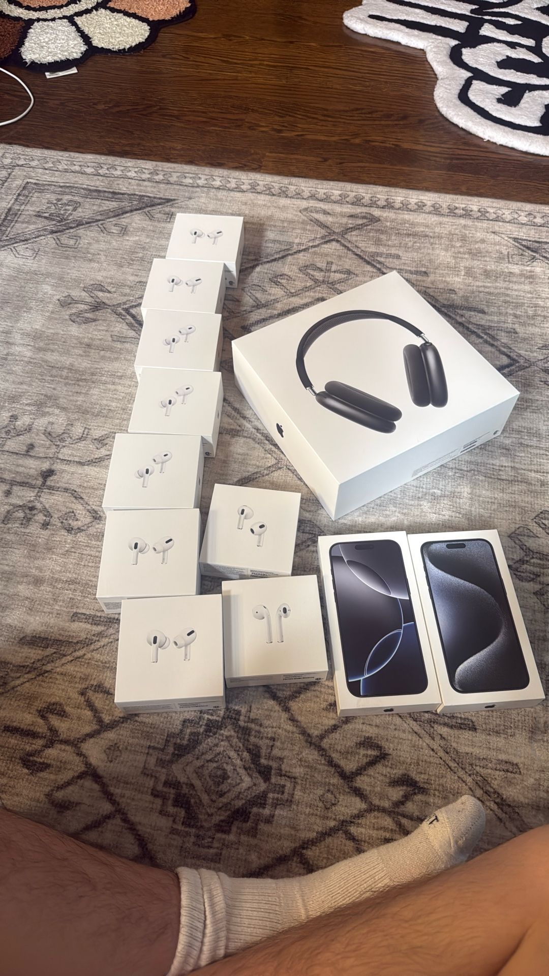 Apple Product Boxes Only