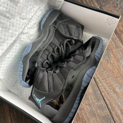 Brand New 4.5y Gamma 11