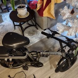 Ebike, runs, handle bars broken off.