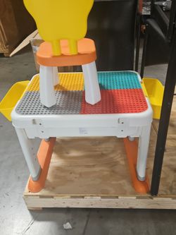 Childs toy desk