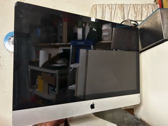 Apple computer