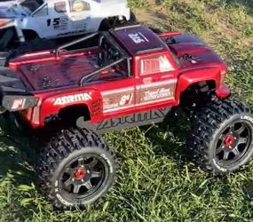 Arrma Outcast 8s EXB RTR/Roller