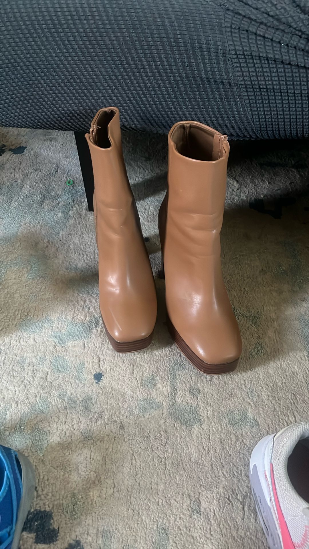 Brown Boots Size 8