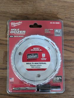 4 1/2" Hole Saw With Arbor
