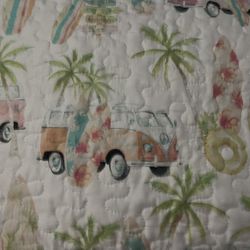 VW Bus Queen Comforter and  Sheet Set   Like New