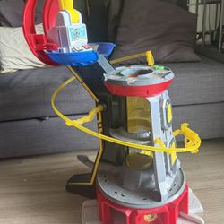 Paw Patrol Tower Toys Perfect Condition 