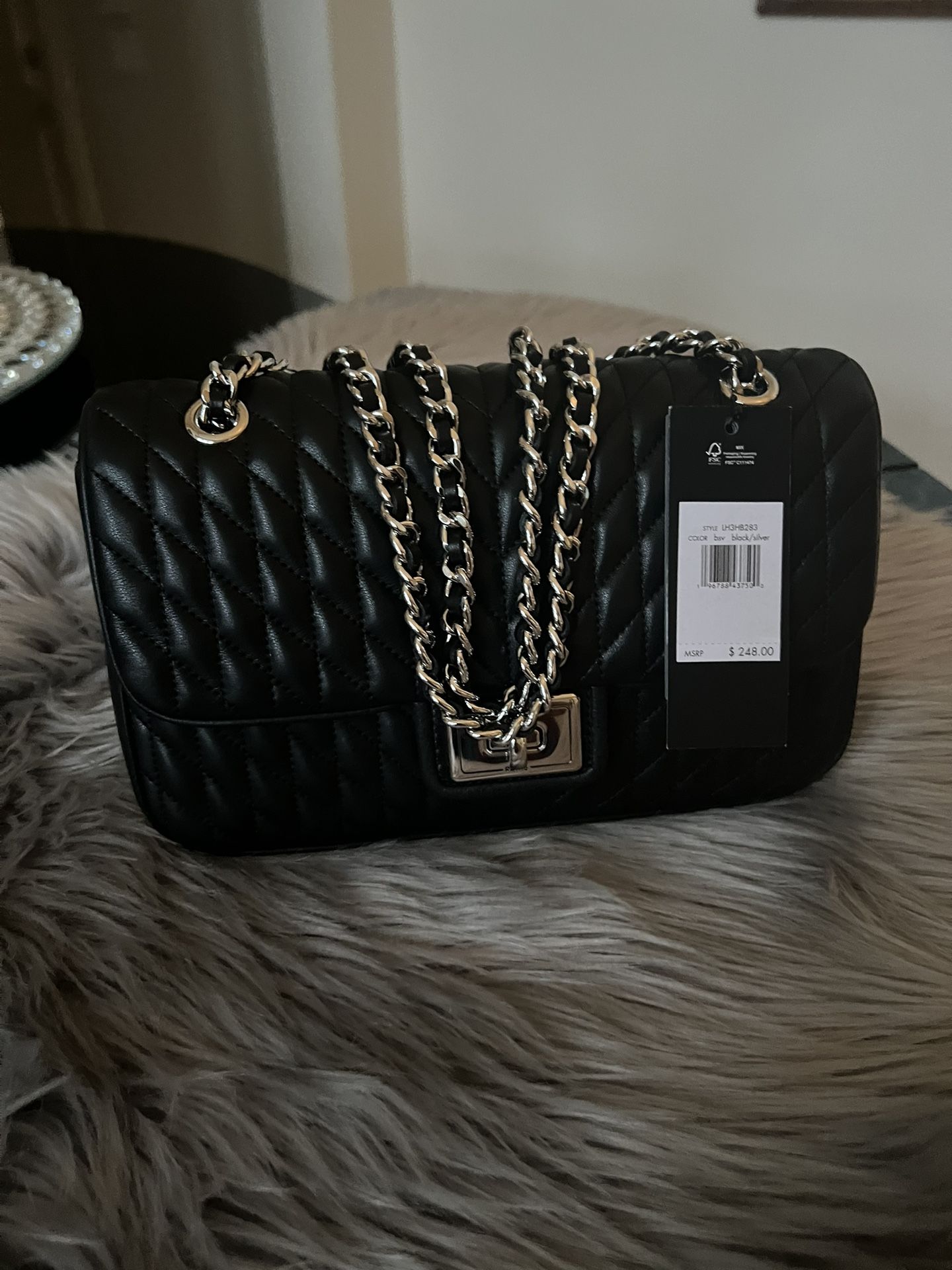 KARL LAGERFELD PARIS Agyness Quilted Leather Shoulder Bag