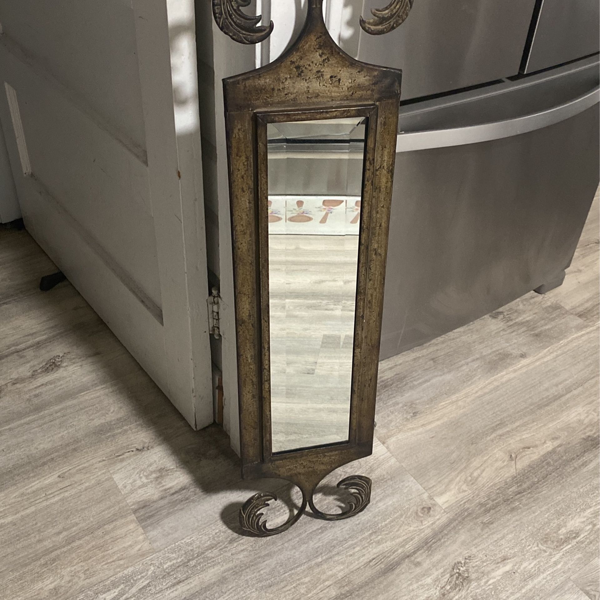 Wall Decor Mirror 