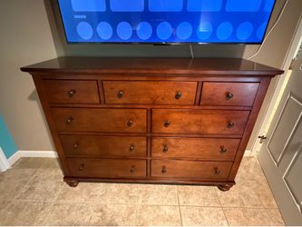 Liberty furniture dresser