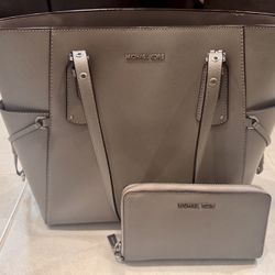 Michael Kors Purse & Wallet