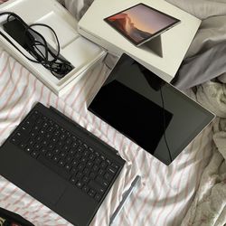 Microsoft Surface Pro 7 Tablet 