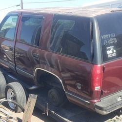 1990 Chevy Tahoe For Parts 