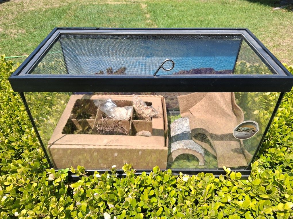Terranium And Gecko Supplies