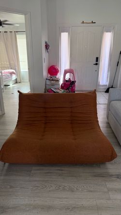 Lounge chair