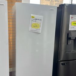 Freezer New Open Box And 1 Year Warranty 