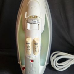 Rowenta Iron Professional 990 