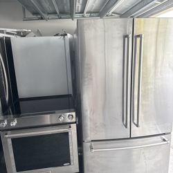 Kitchen aid Stainless steel Set refrigerator & stove