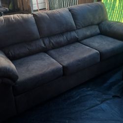 Brown Couch Great Condition Clean We Sell All The Time Delivery 40 Local 