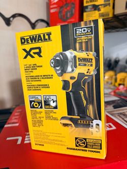 DeWalt XR 20V Brushless Impact Driver DCF860B