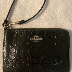 Women’s Wristlet 