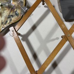 Wooden accordion peg board