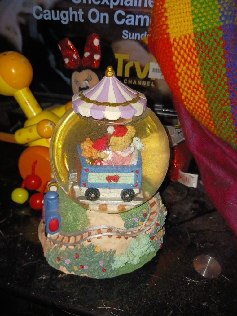 NEW BABYS ETC MUSICAL GLASS GLOBE 8 FINAL PRICE