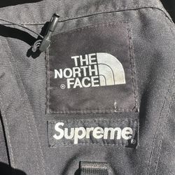 SUPREME X NORTH FACE BAG 