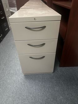 OFFICE/HOME FILE CABINET SMALL METAL FILE
