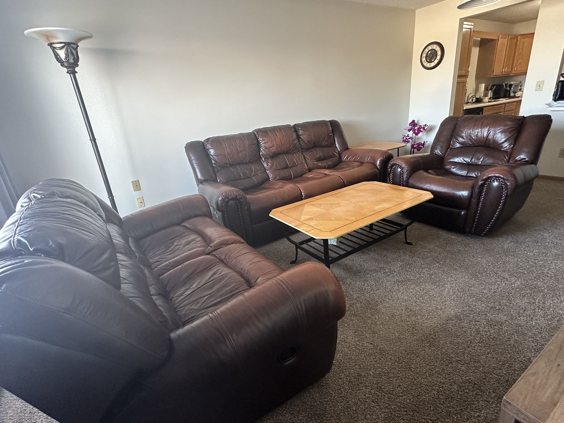 Moving Sale ❗️❗️❗️ Burgundy red latter Living room furniture include :reclining sofa, loveseat and chair, coffee table , end table and two floor light