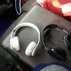 Beatz Solo Two Pair & One Wireless No Name Headphones