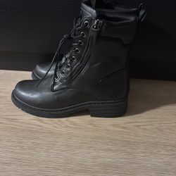 Black Combat Boots with Rugged Design and Sturdy Sole