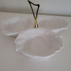 Vintage MCM White California Pottery 3 Section Snack/candy/Relish Tray Embossed Leaf Pattern