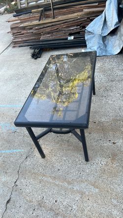 Hampton Bay Table