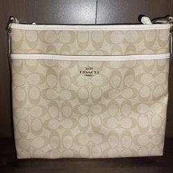 Coach Signature Zip File Crossbody Bag New With Tags !