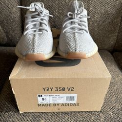 Adidas Yeezy Boost 350 Size 9.5