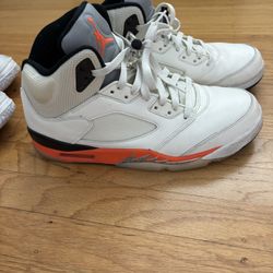 Jordan 5’s Size 11 