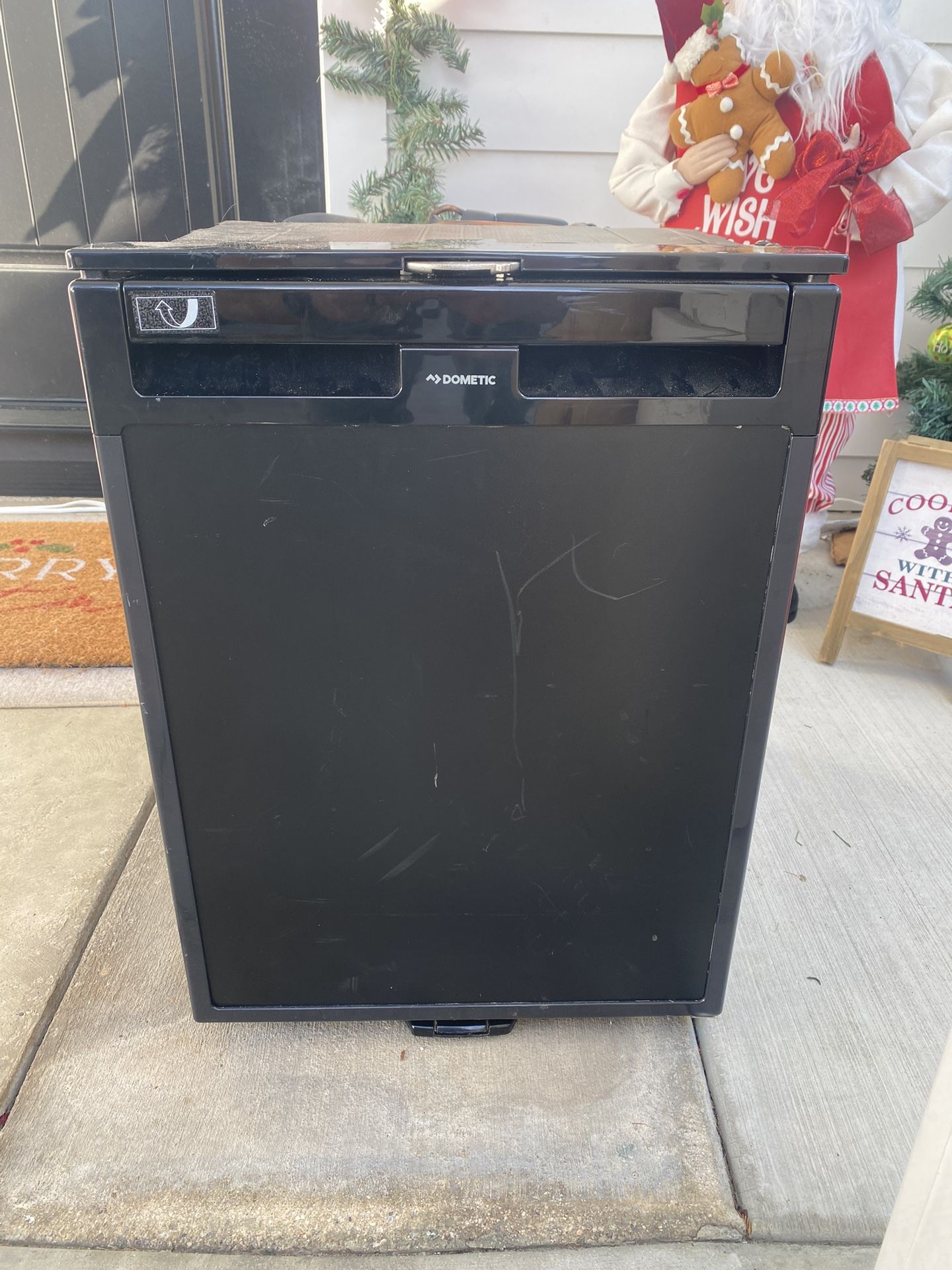 Dometic CRX50 Refrigerator 