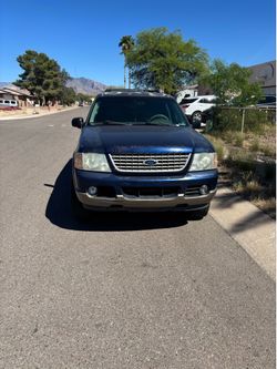 2004 Ford Explorer