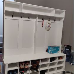 Shoe Rack & Coat Hanger