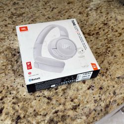 JBL tune 520 BT