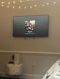 Home Theater Quality! LG 55” OLED – Ultra Thin & Bright