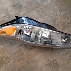 2016 Ford Focus Headlight