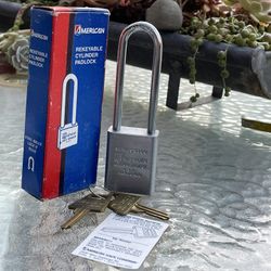 New vintage AMERICAN LOCK CO Padlock With Keys Series 5100 With Long Shackle  