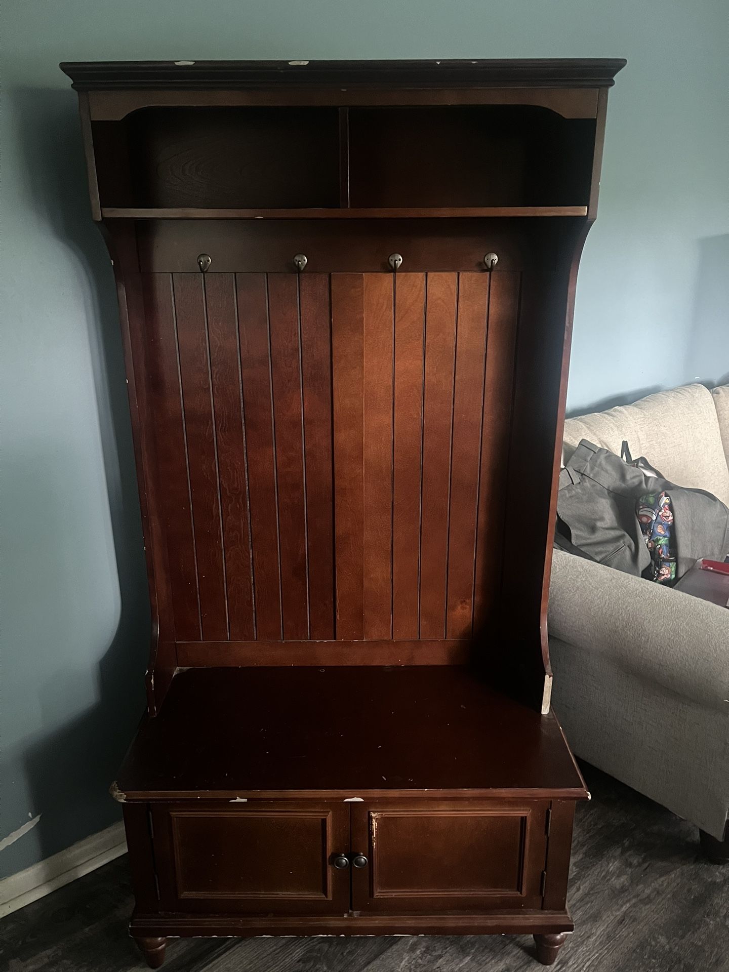 Cost / Shelf Rack